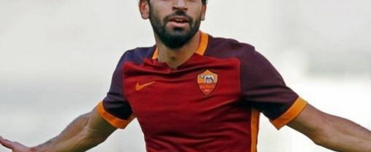 تنصيب اللاعب المصري محمد صلاح ملكاً على روما على حسب الصحف الإيطالية