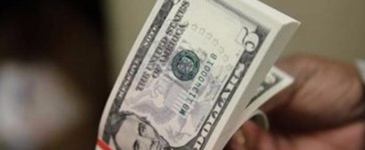 إرتفاع طفيفي في بدء التعاملات في سعر صرف الدولار اليوم الثلاثاء 4-4-2017
