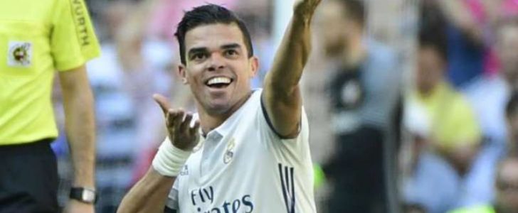 بعد إنتقاله الى فريق بيشكتاش التركي اللاعب بيبي يوجه رسالة عاطفية الى جماهيره
