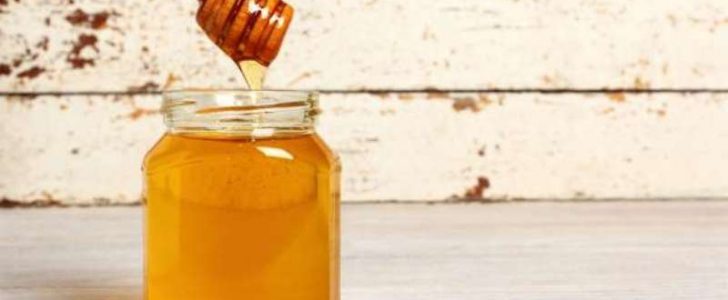 تعرفوا معنا على فوائد العسل الكبيرة خاصة في شفاء الجروح وتقوية النظر !