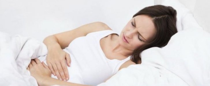 أعراض الحمل في الأشهر الأولى لتتجنبي مشاكل الإجهاض وطريقة فحص الحمل المنزلية !