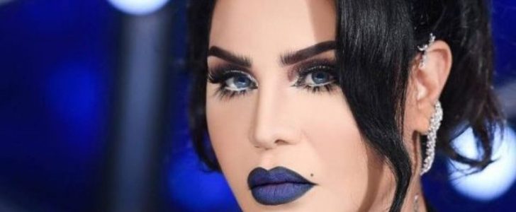 هاتف الأيفون الجديد يسبب الرعب للفنانة الإماراتية أحلام وتخشى أن يتم فتحه بالقمر !