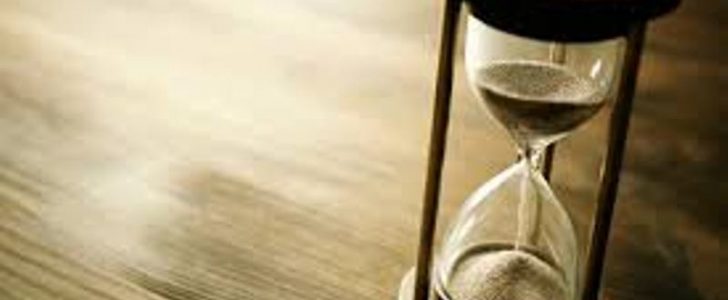 إتخذ قرارك قبل أن تنفذ ساعتك الرملية !